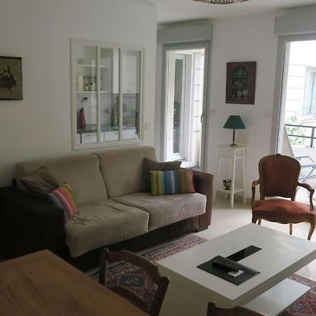 Appartement Confortable Et Au Calme Avec Terrasse Proche Du Metro - Accueil Personnel Lyon Exterior foto