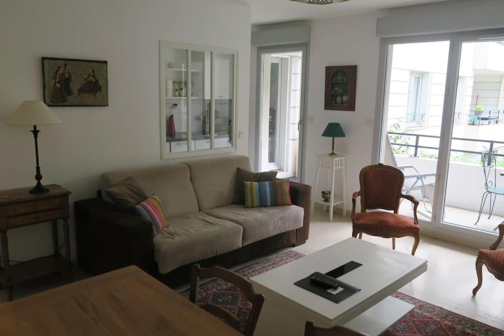 Appartement Confortable Et Au Calme Avec Terrasse Proche Du Metro - Accueil Personnel Lyon Exterior foto